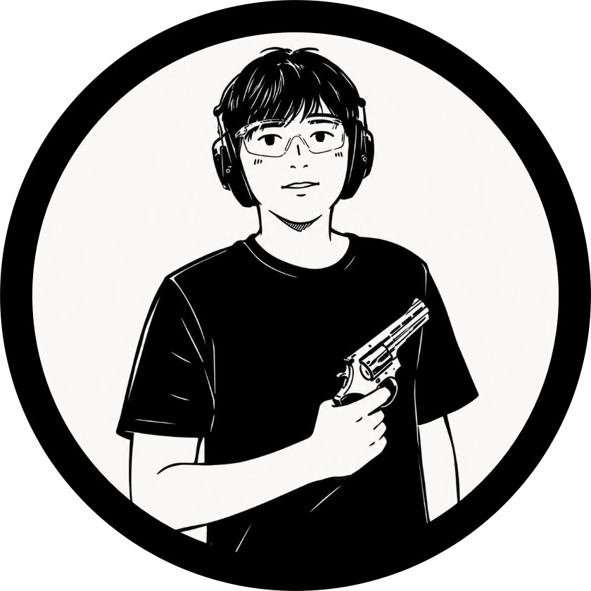 李*